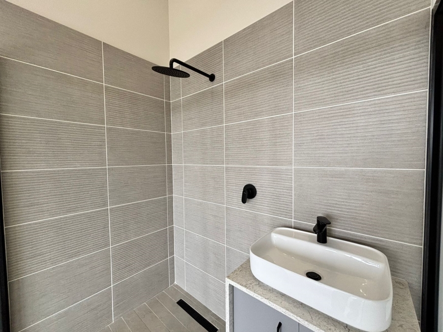 To Let 3 Bedroom Property for Rent in Helderzicht Eco Estate North West